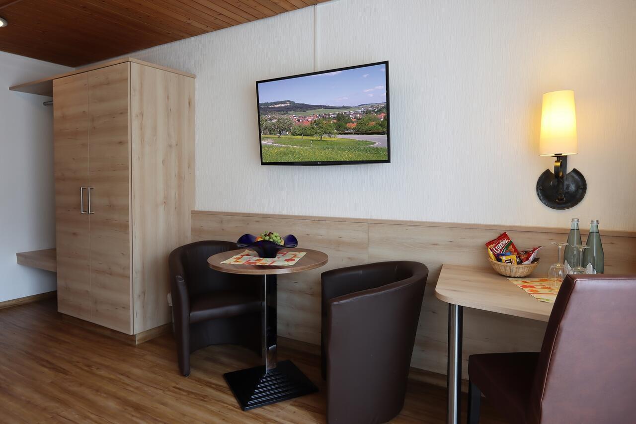 Hotel Heuberger Hof, Wehingen Bagian luar foto